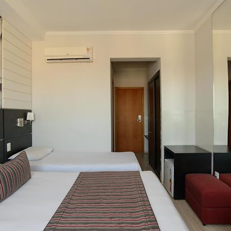 Faro Hotel Taubate Exterior photo