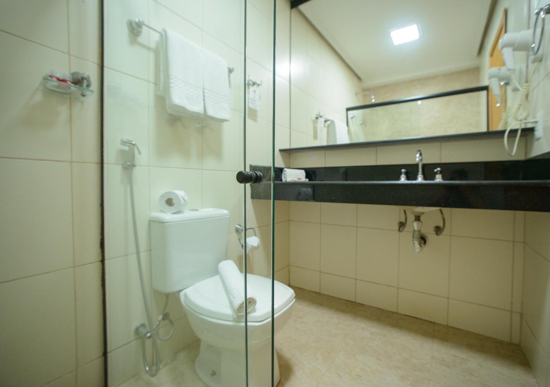 Faro Hotel Taubate Exterior photo