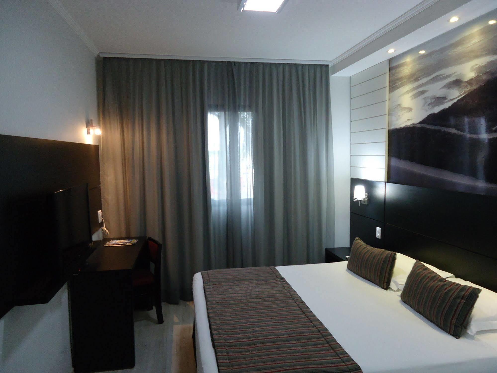 Faro Hotel Taubate Exterior photo